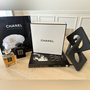 Authentic CHANEL empty gift/beauty box